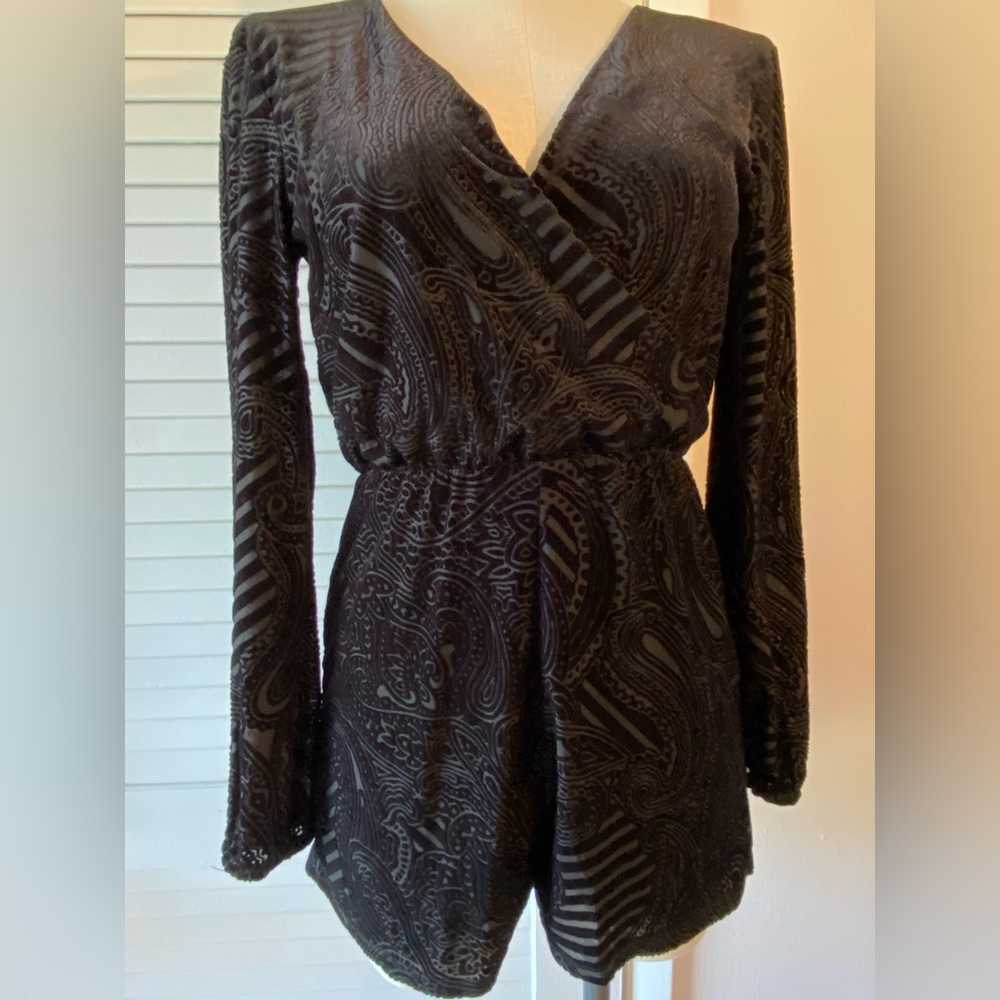 Black Paisley “Ecoté” Long Sleeved Shorts Romper- Size Small